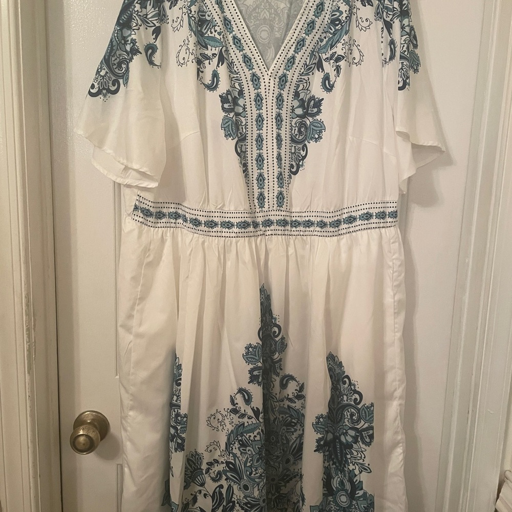 BloomChic White and Blue Midi Dress